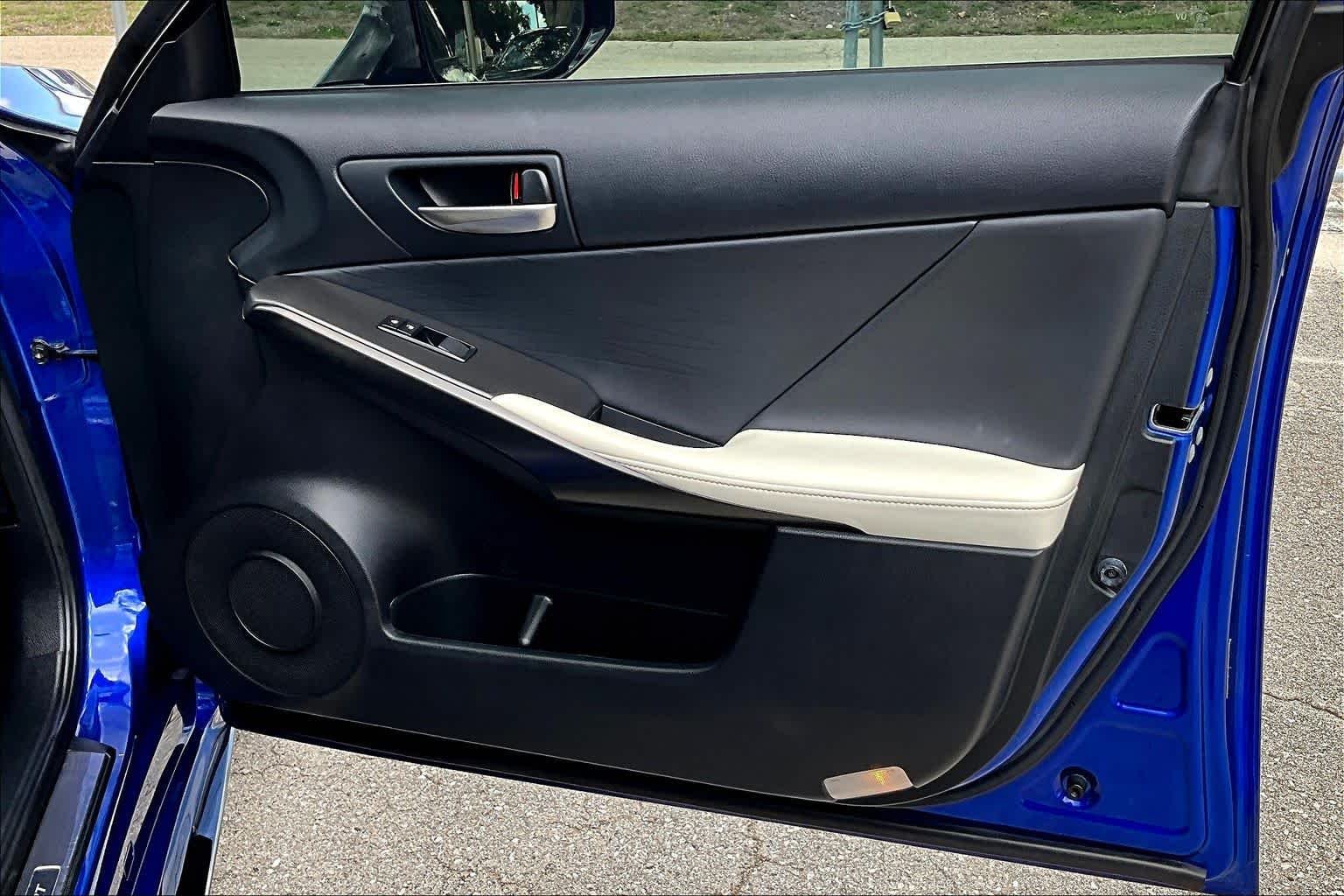 Certified Used 2021 Ultrasonic Blue Mica 2.0 Lexus F SPORT image 27