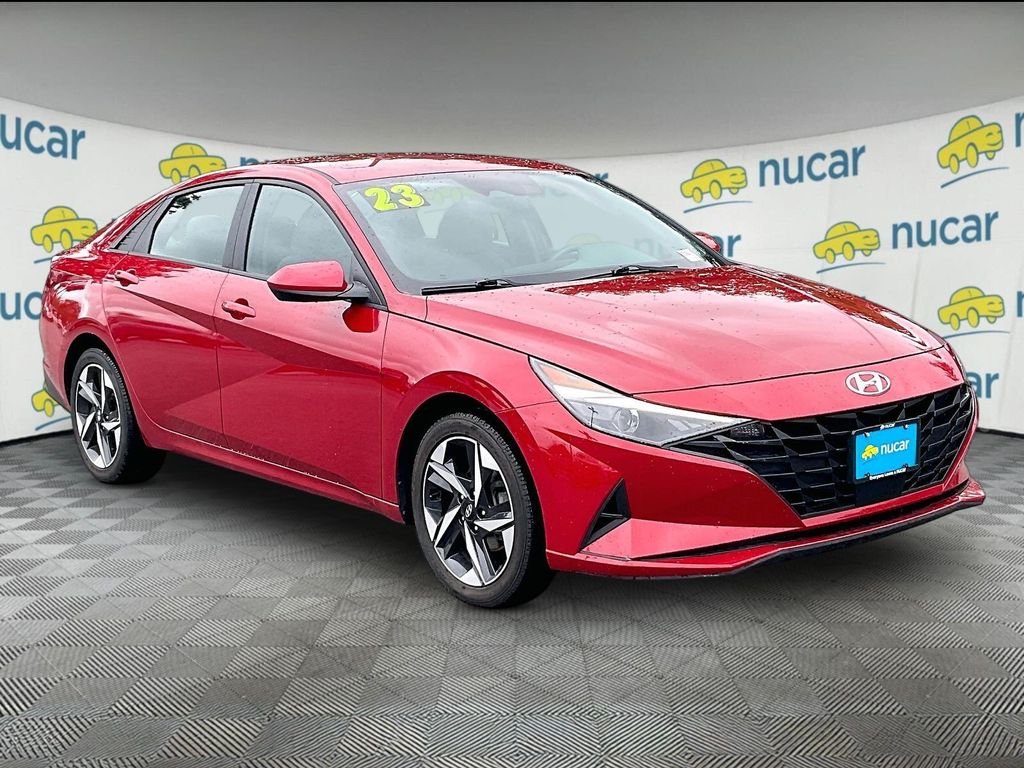 Used 2023 Scarlet Red Pearl Hyundai SEL image 1