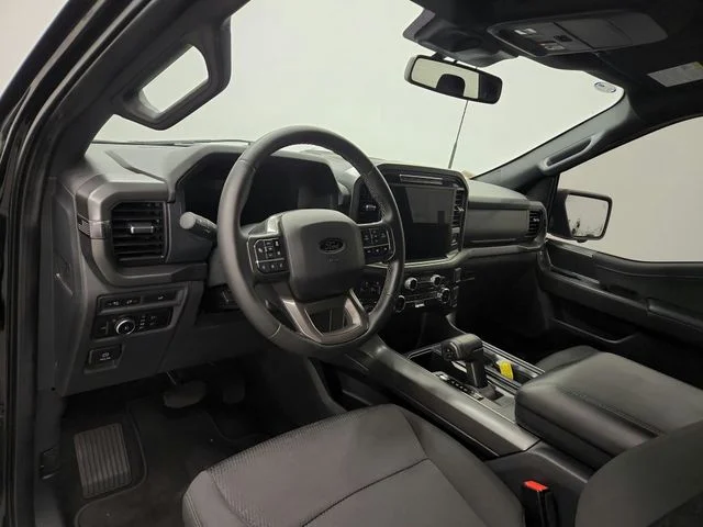 Used 2024 Black Ford XLT image 17