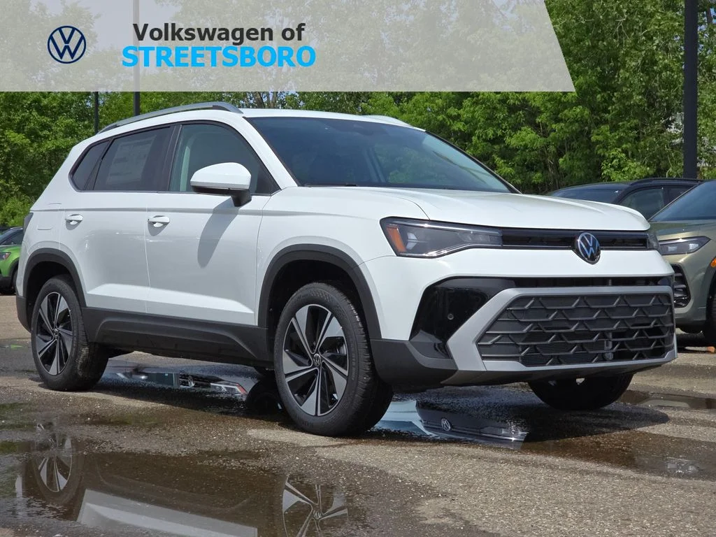 New 2026 Pure White Volkswagen 1.5T SE image 1