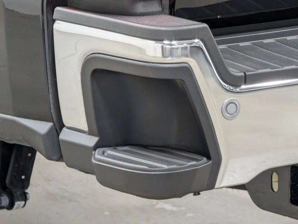 New 2026 Agate Black Metallic Ford F-250® Lariat® image 31