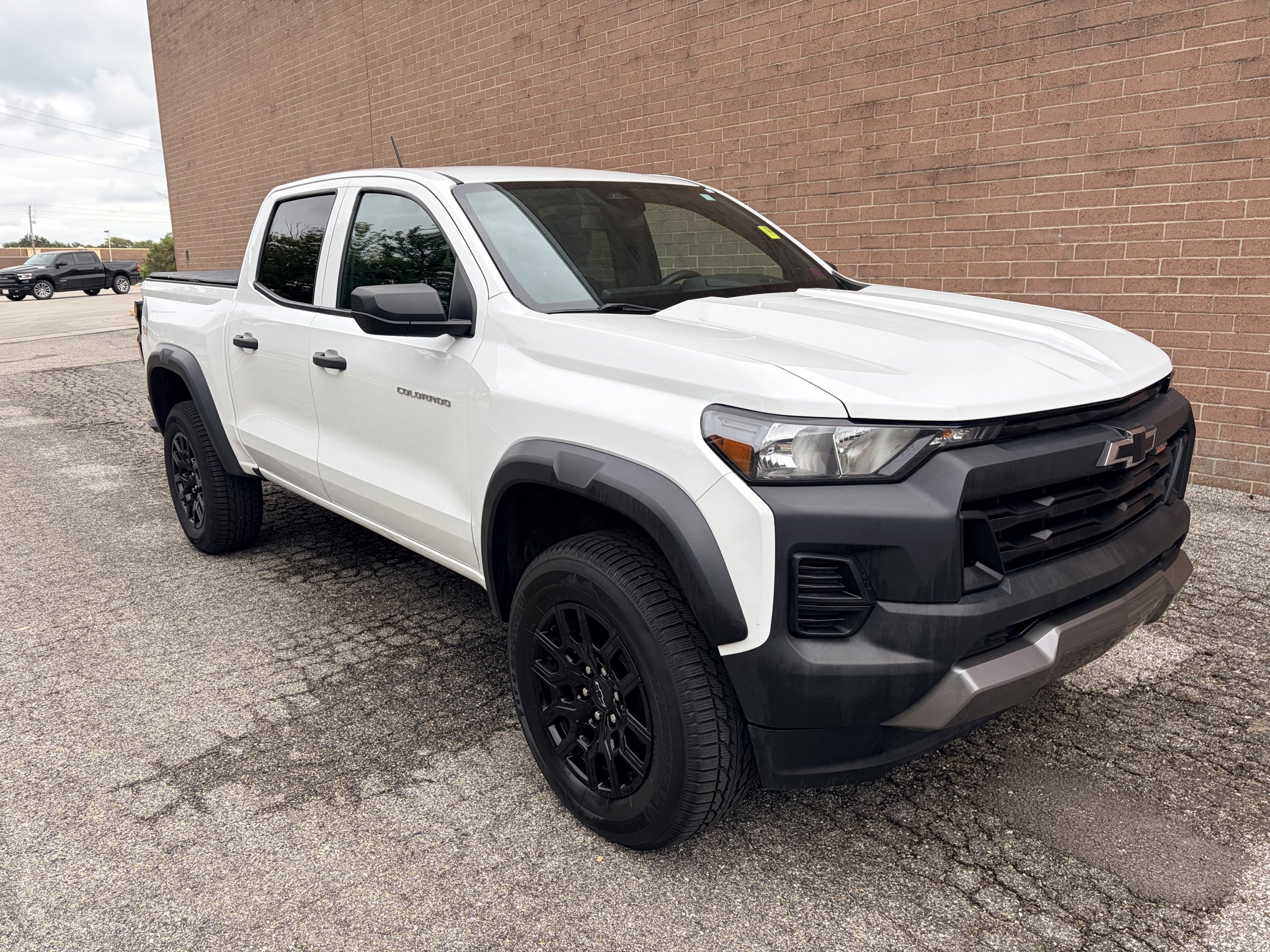 Used 2023 Summit White Chevrolet 4WD Trail Boss image 7