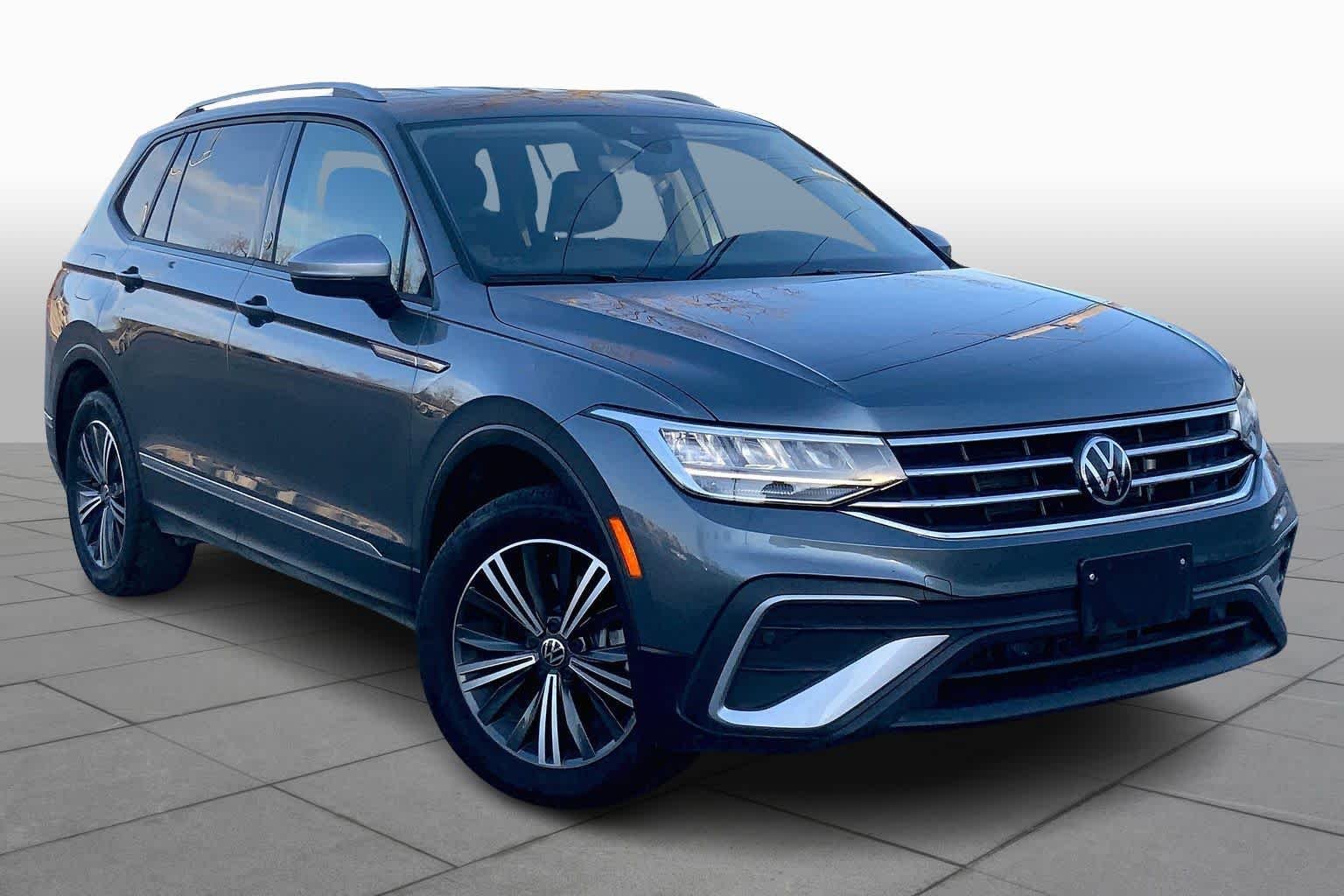 Used 2024 Volkswagen Tiguan Wolfsburg Edition with VIN 3VV6B7AX4RM224148 for sale in Kansas City