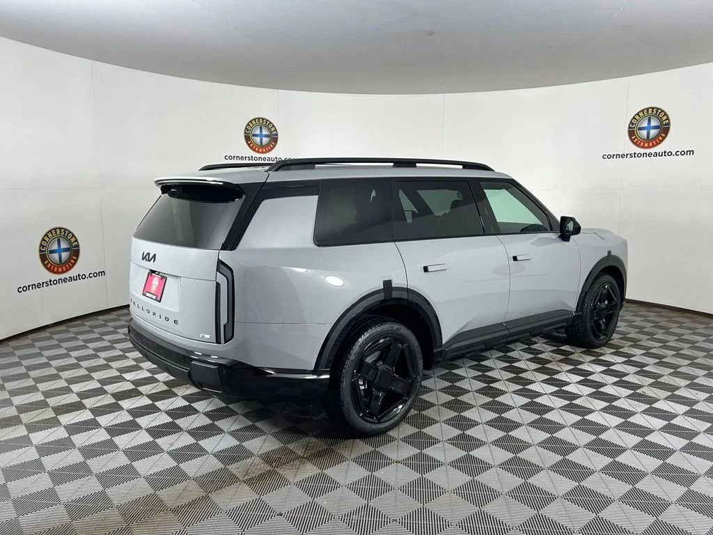 New 2027 Wolf Gray Kia X-Line EX image 17