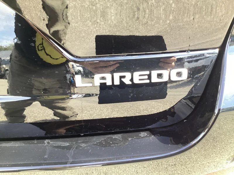 New 2027 High Gloss Black Jeep Laredo X image 13