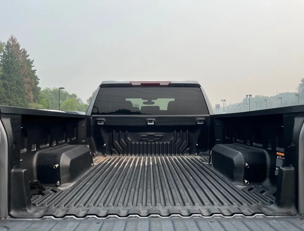 Used 2021 Steel Metallic Chevrolet Custom image 13