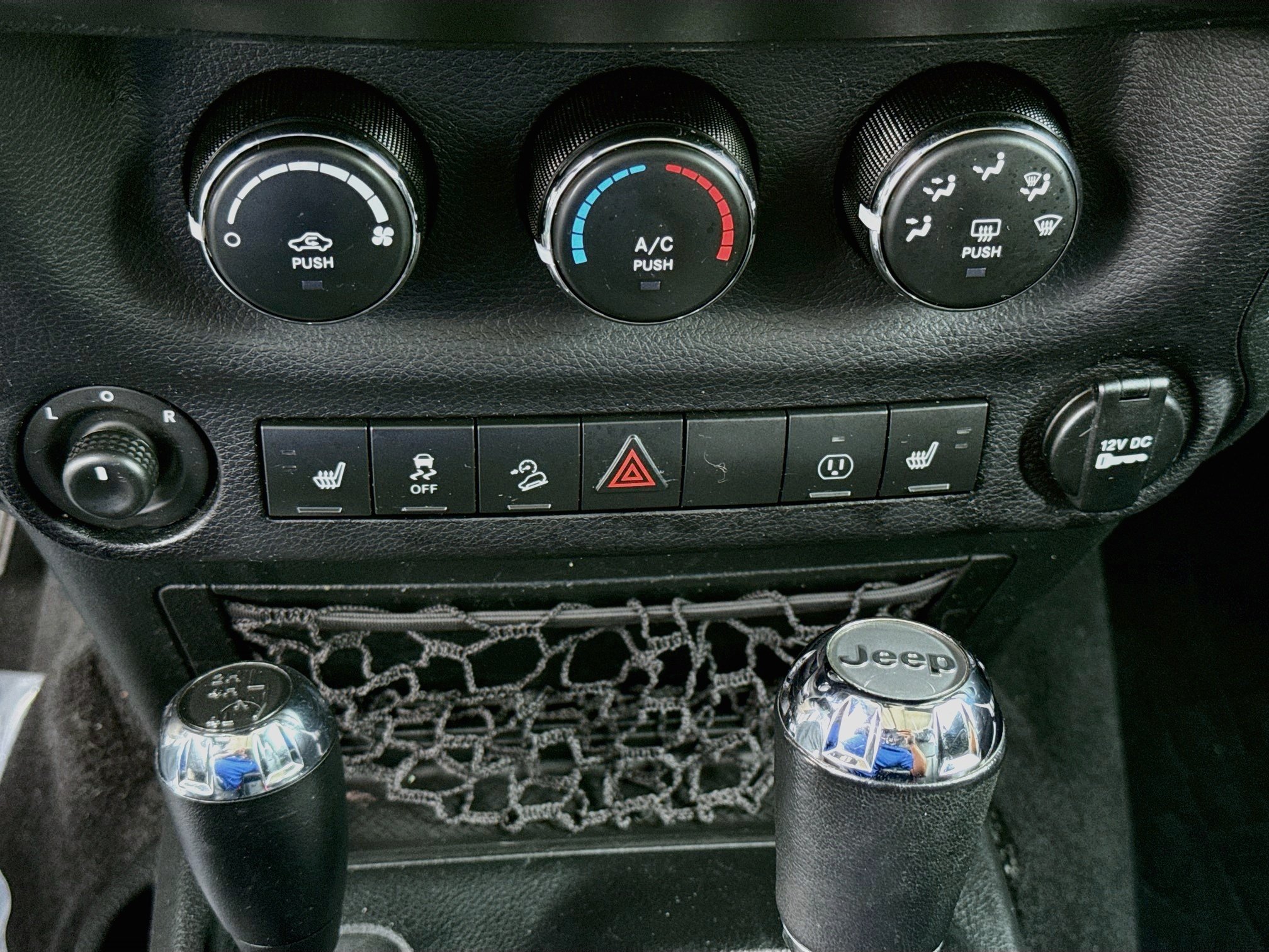 Used 2018 Bright White Clearcoat Jeep Altitude image 14