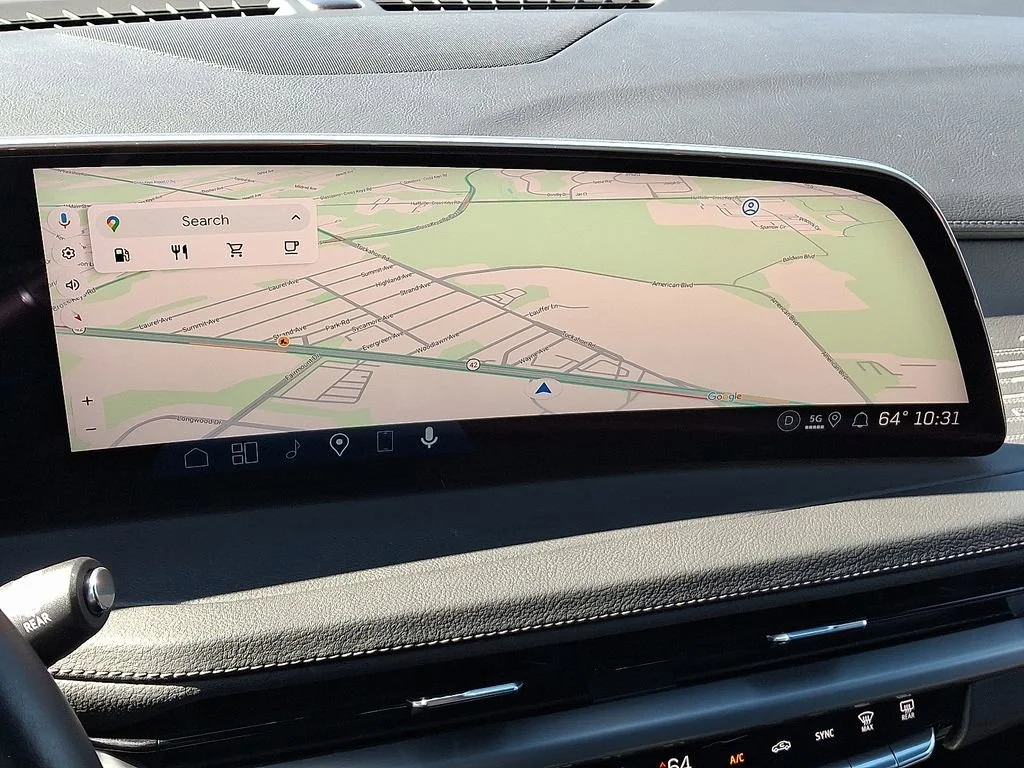 2025 Cadillac XT4 Premium Luxury - Photo 17
