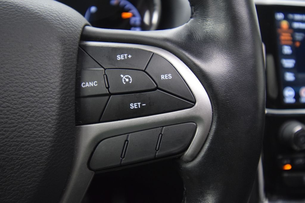 Used 2021 Gray Jeep Limited image 34