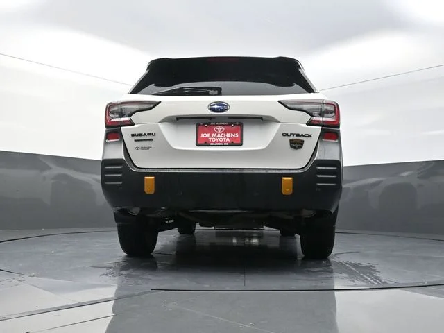 Used 2022 White Subaru Wilderness image 36