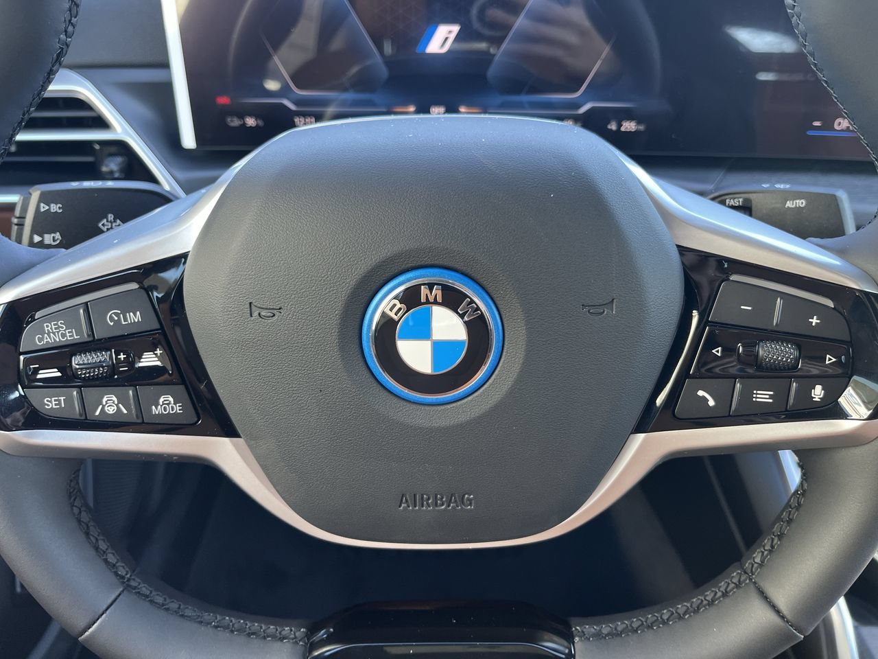 Used 2026 Skyscraper Grey Metallic BMW eDrive40 image 22