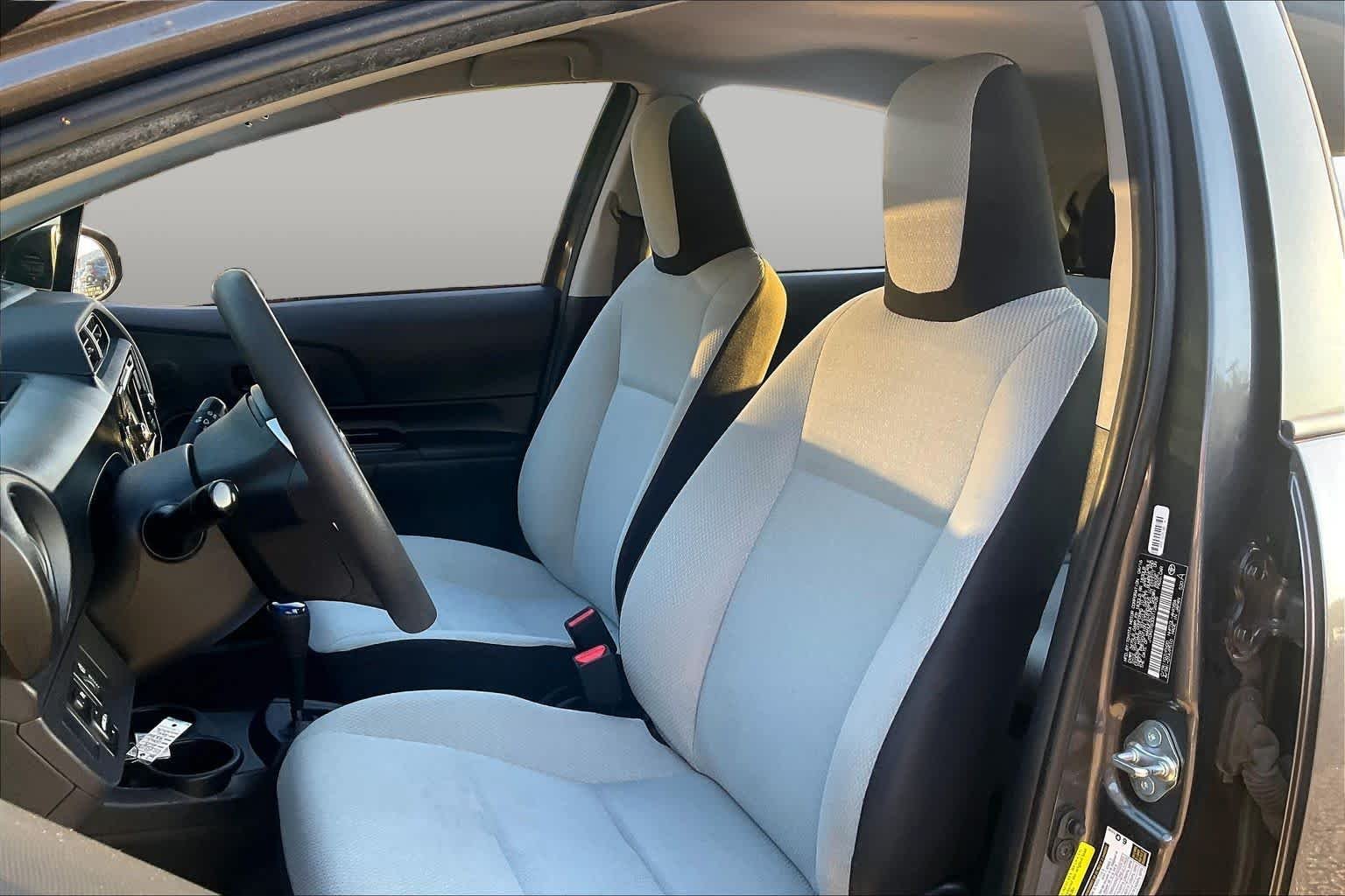 Used 2016 Magnetic Gray Metallic Toyota One image 6