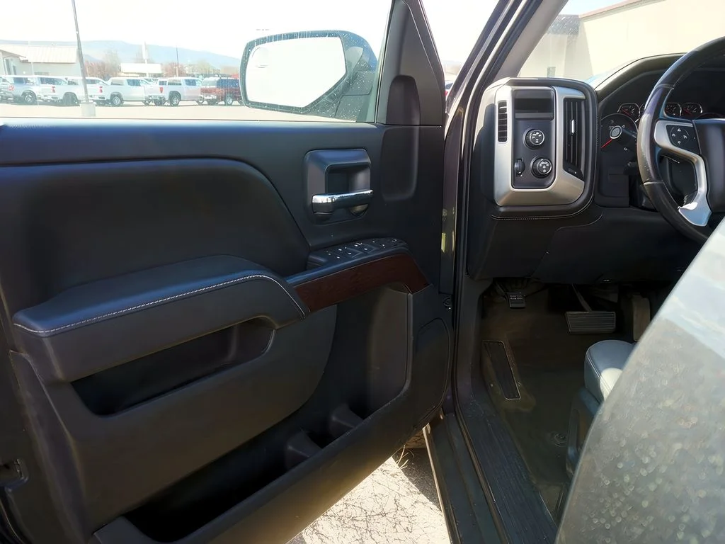 Used 2015 Iridium Metallic GMC SLE image 16