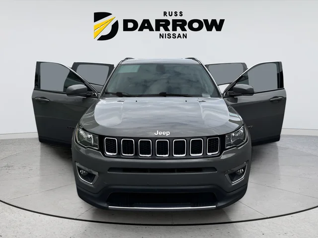 Used 2020 Gray Jeep Limited image 9