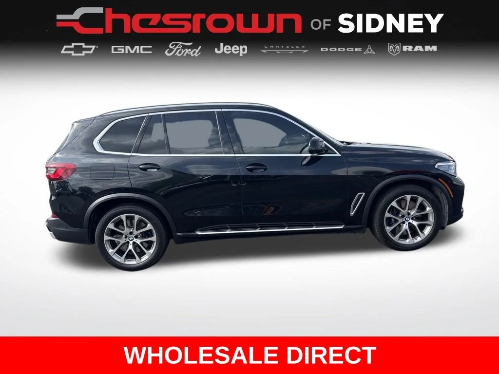 Used 2020 Black BMW xDrive40i image 6
