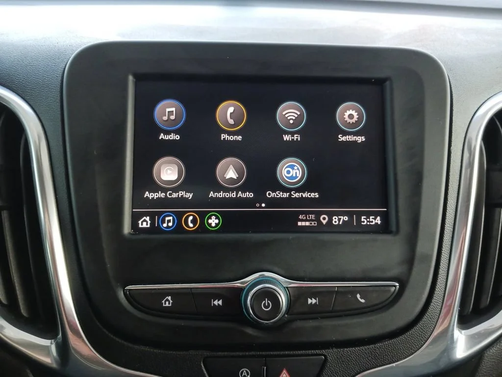 Used 2024 Summit White Chevrolet LT image 20