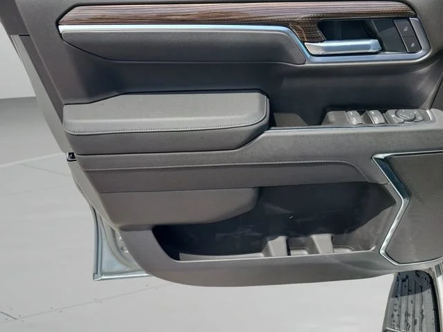 New 2026 Sterling Gray Metallic Chevrolet RST image 21