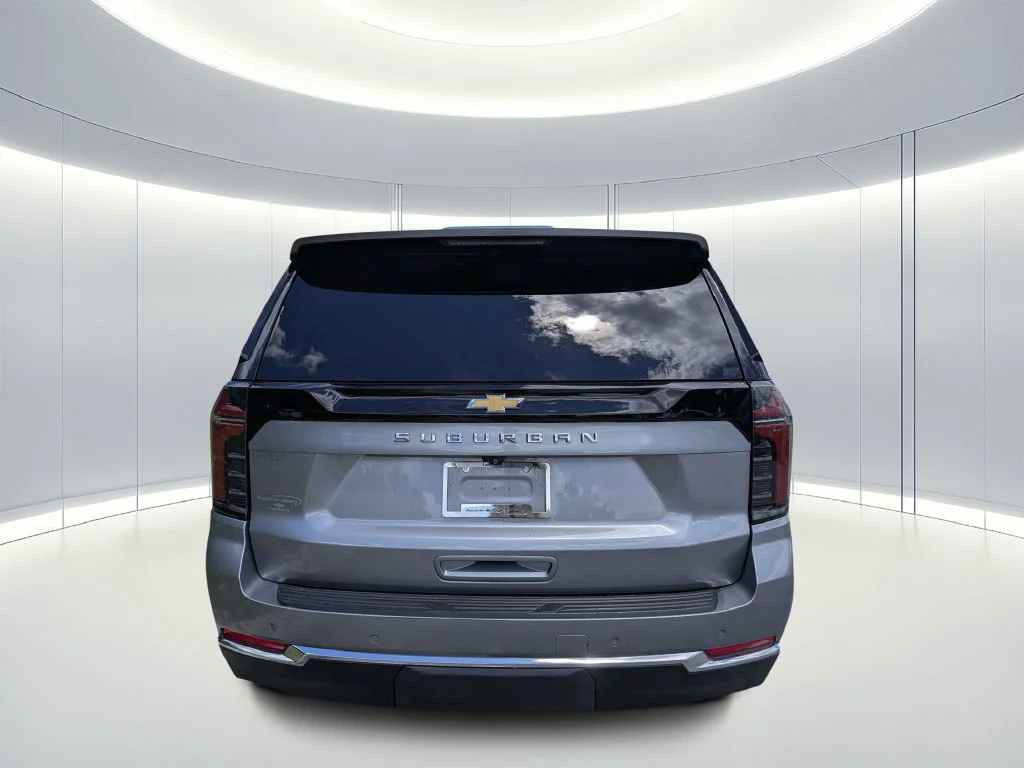 Used 2025 Gray Chevrolet LS image 5