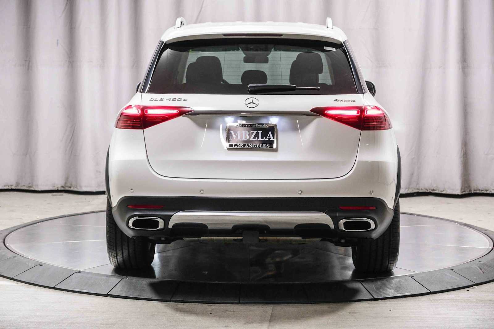 Certified Used 2024 Polar White Mercedes-Benz GLE 450e Plug-In Hybrid image 3
