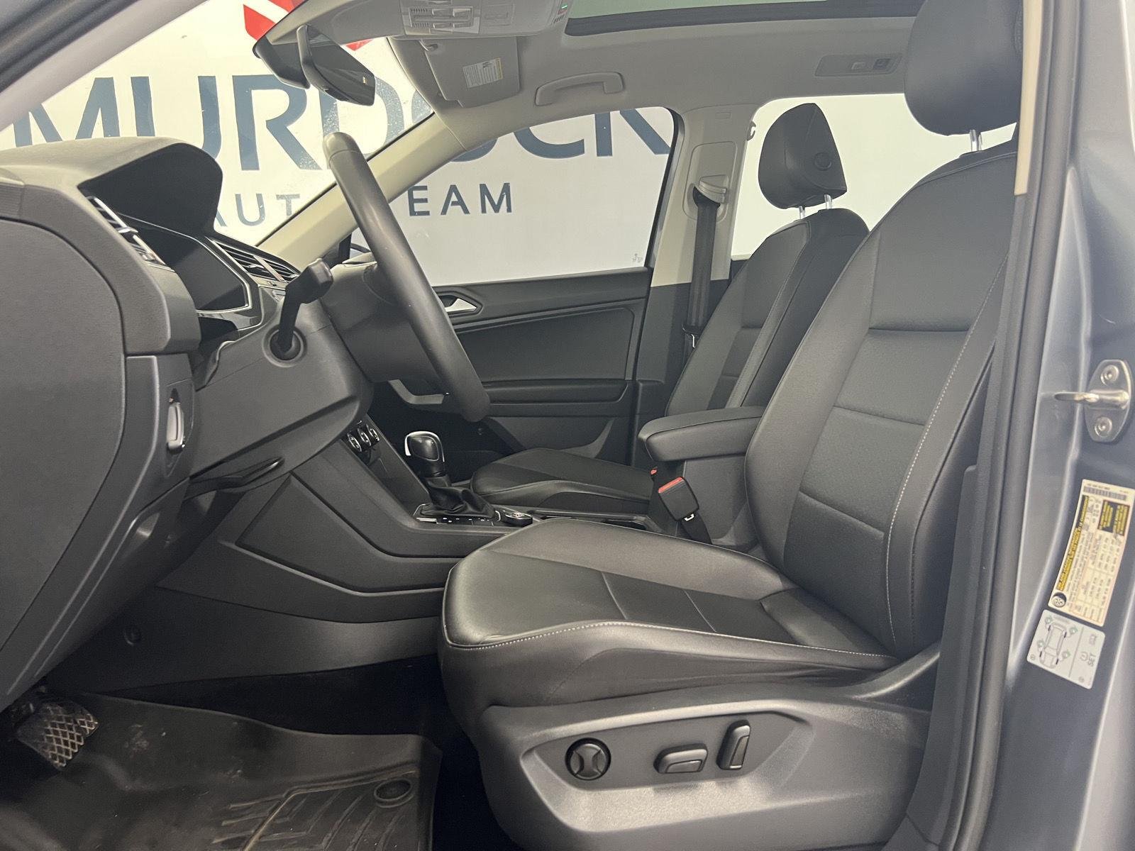 Used 2020 Platinum Gray Metallic Volkswagen SEL image 12