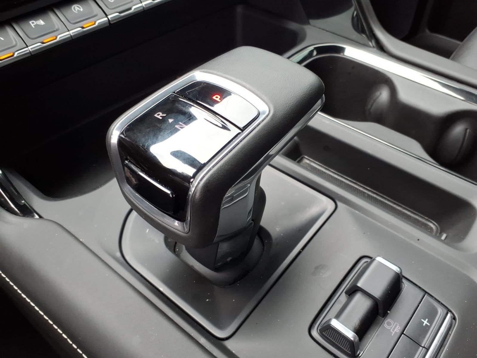 Used 2024 Dynamic Blue Metallic GMC AT4X image 7