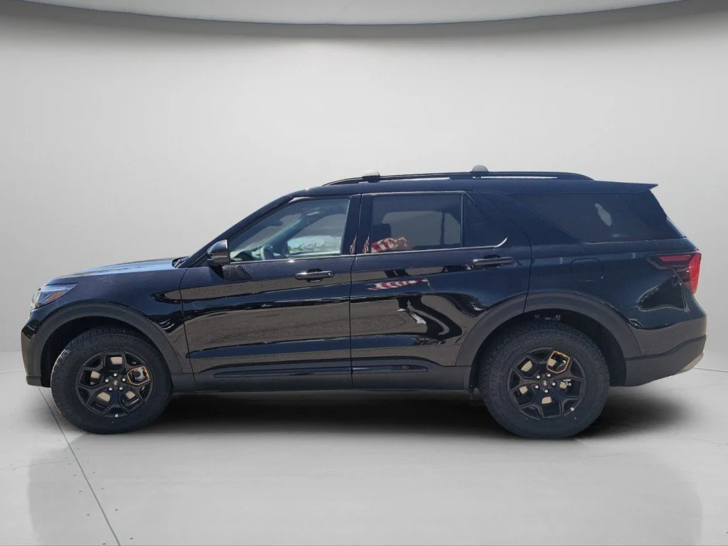 New 2026 Agate Black Metallic Ford Tremor image 24