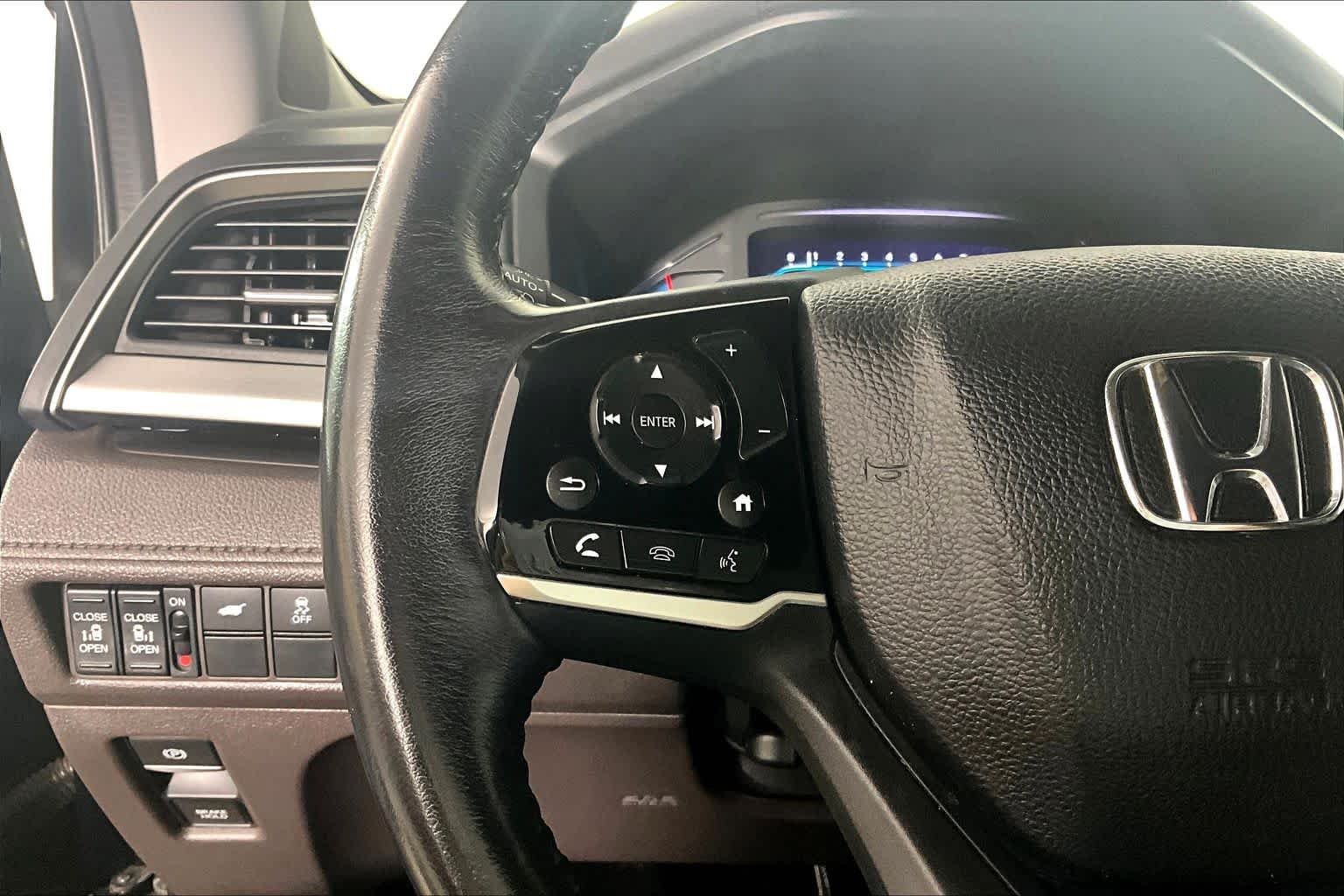 Used 2019 Crystal Black Pearl Honda EX-L w/Navi/RES image 22