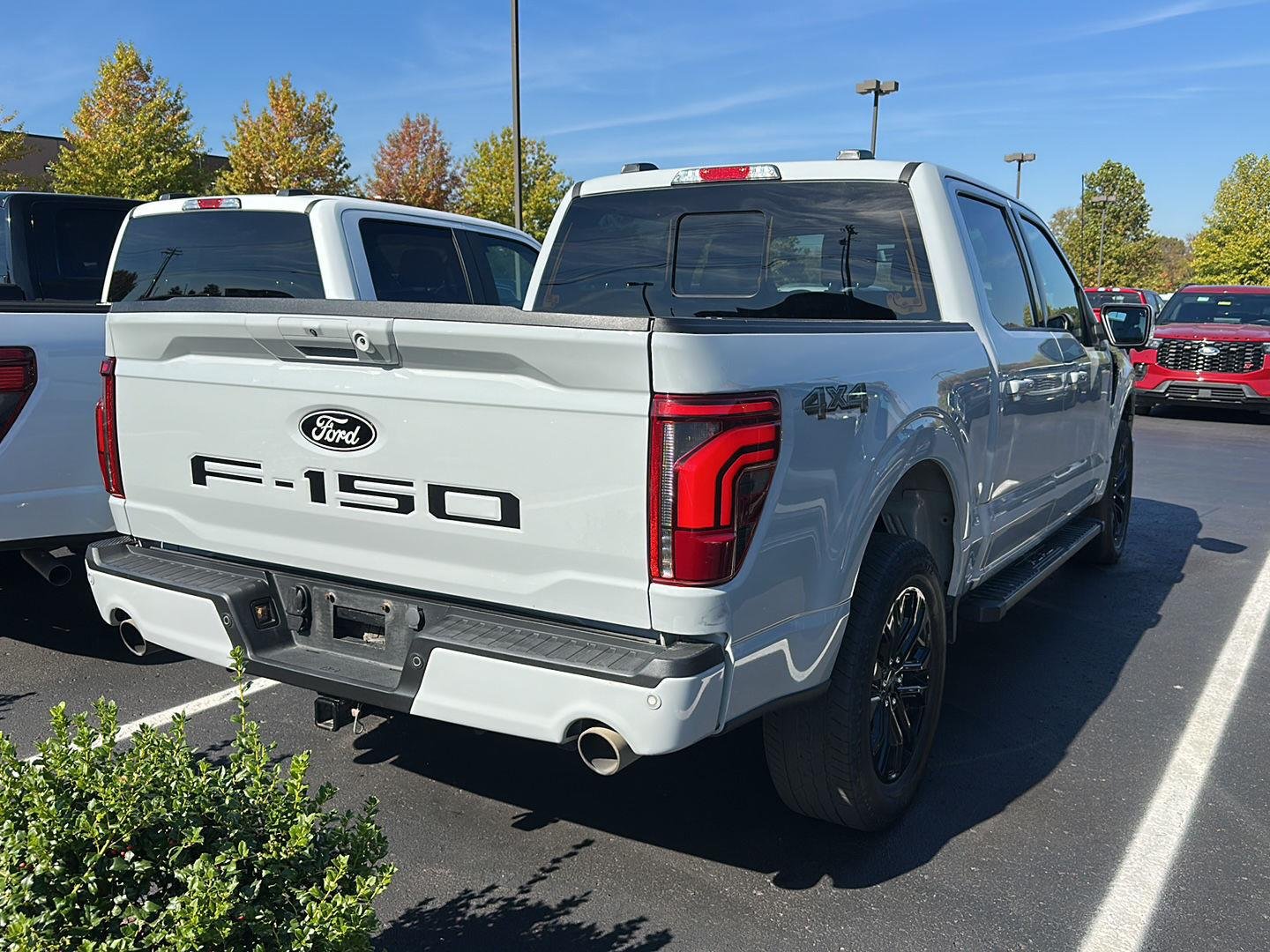 Used 2024 Avalanche Gray FORD LARIAT image 3