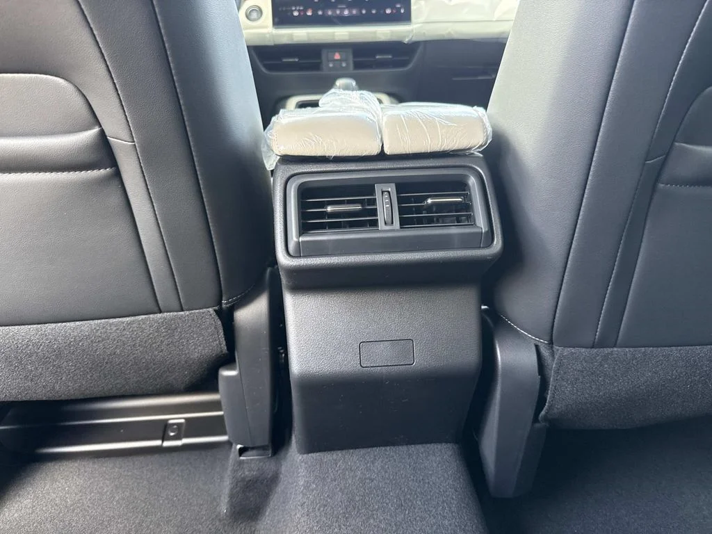 New 2026 Navy Blue Mica Mazda 2.5 S Preferred AWD image 22