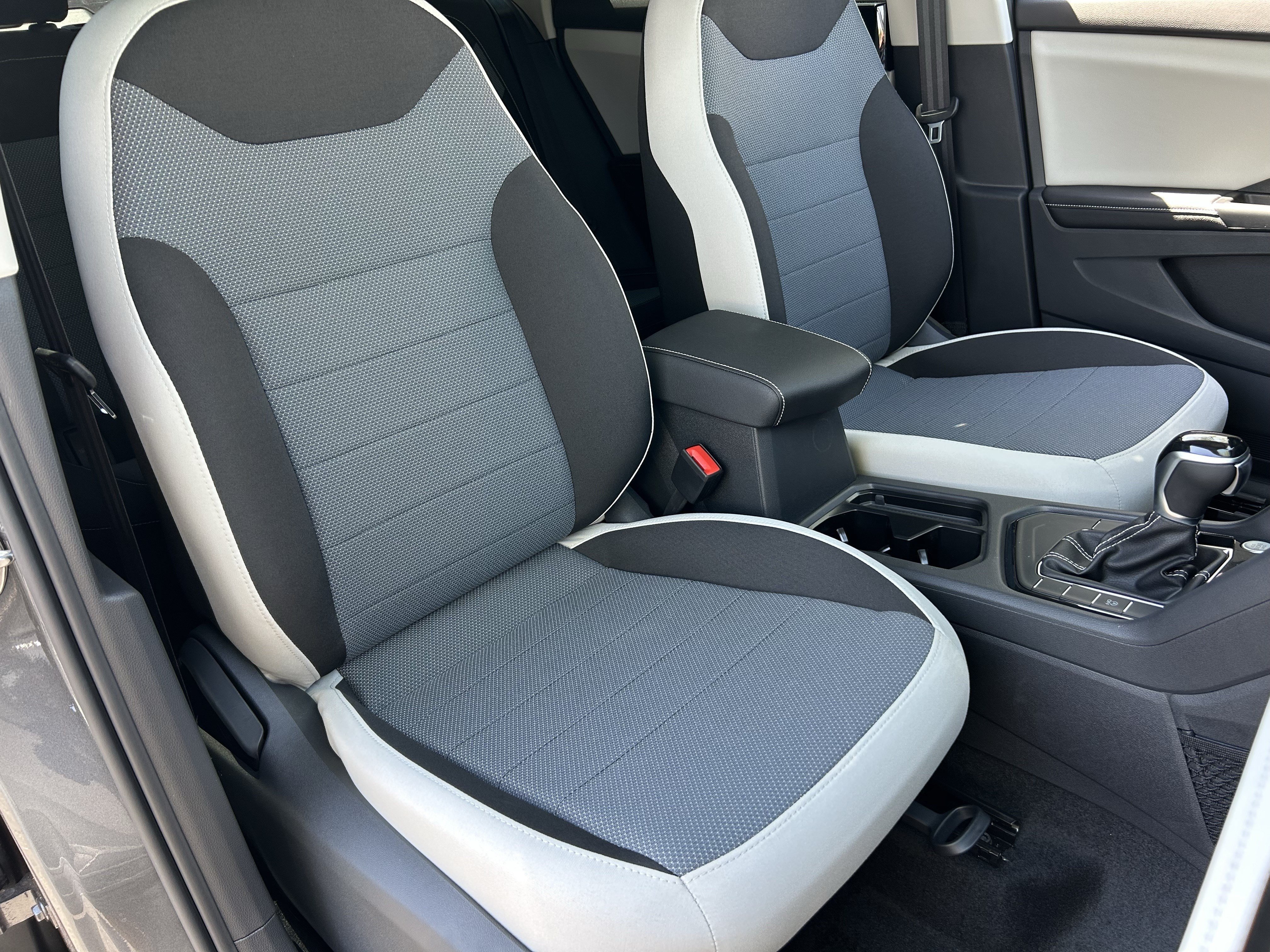 New 2026 Platinum Gray Metallic Volkswagen S image 6