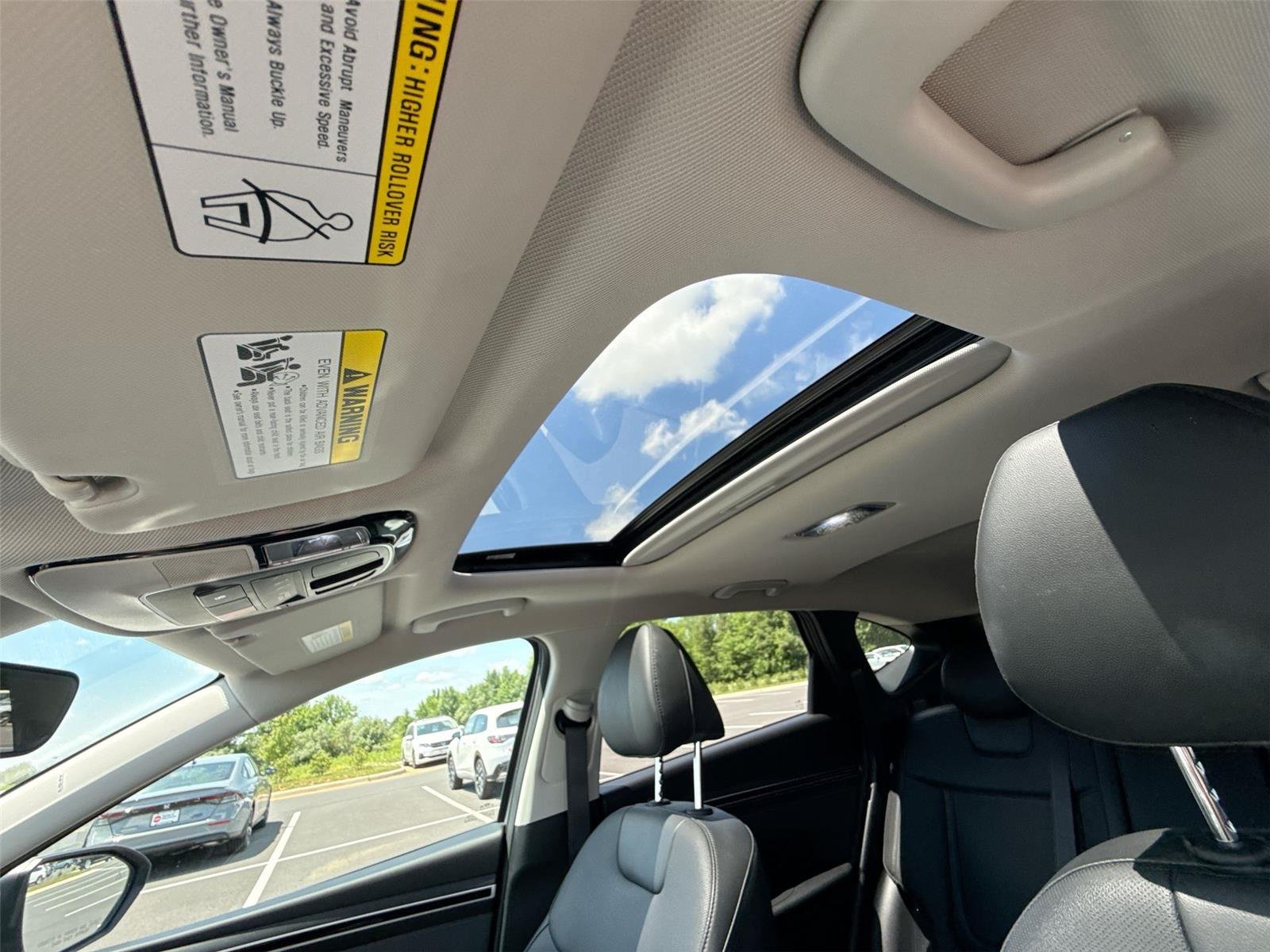 Used 2024 Hampton Gray Hyundai SEL image 15