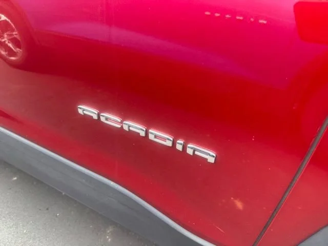 Used 2023 Volcanic Red Tintcoat GMC SLE image 5