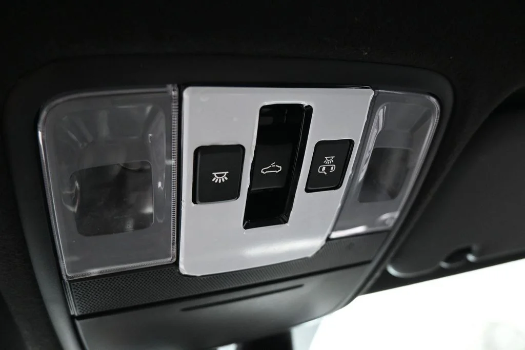 Used 2024 Gravity Gray Kia GT-Line image 30