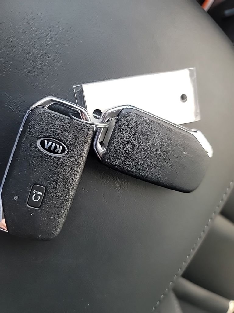 Used 2021 Silver Kia S image 27