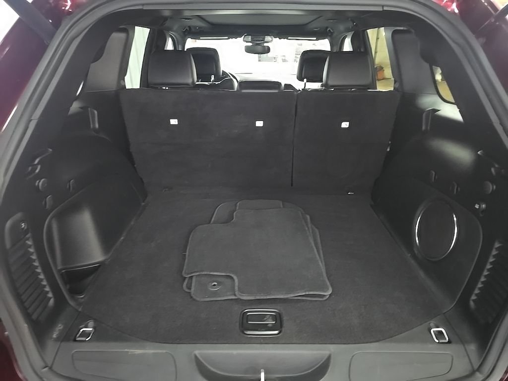 Used 2021 Red Jeep Limited X image 14