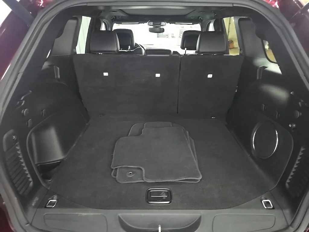 Used 2021 Red Jeep Limited X image 14