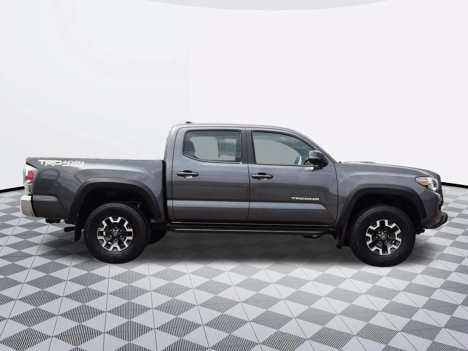 Used 2020 2020 Toyota Tacoma Trd Off Road Toyota SR5 image 8