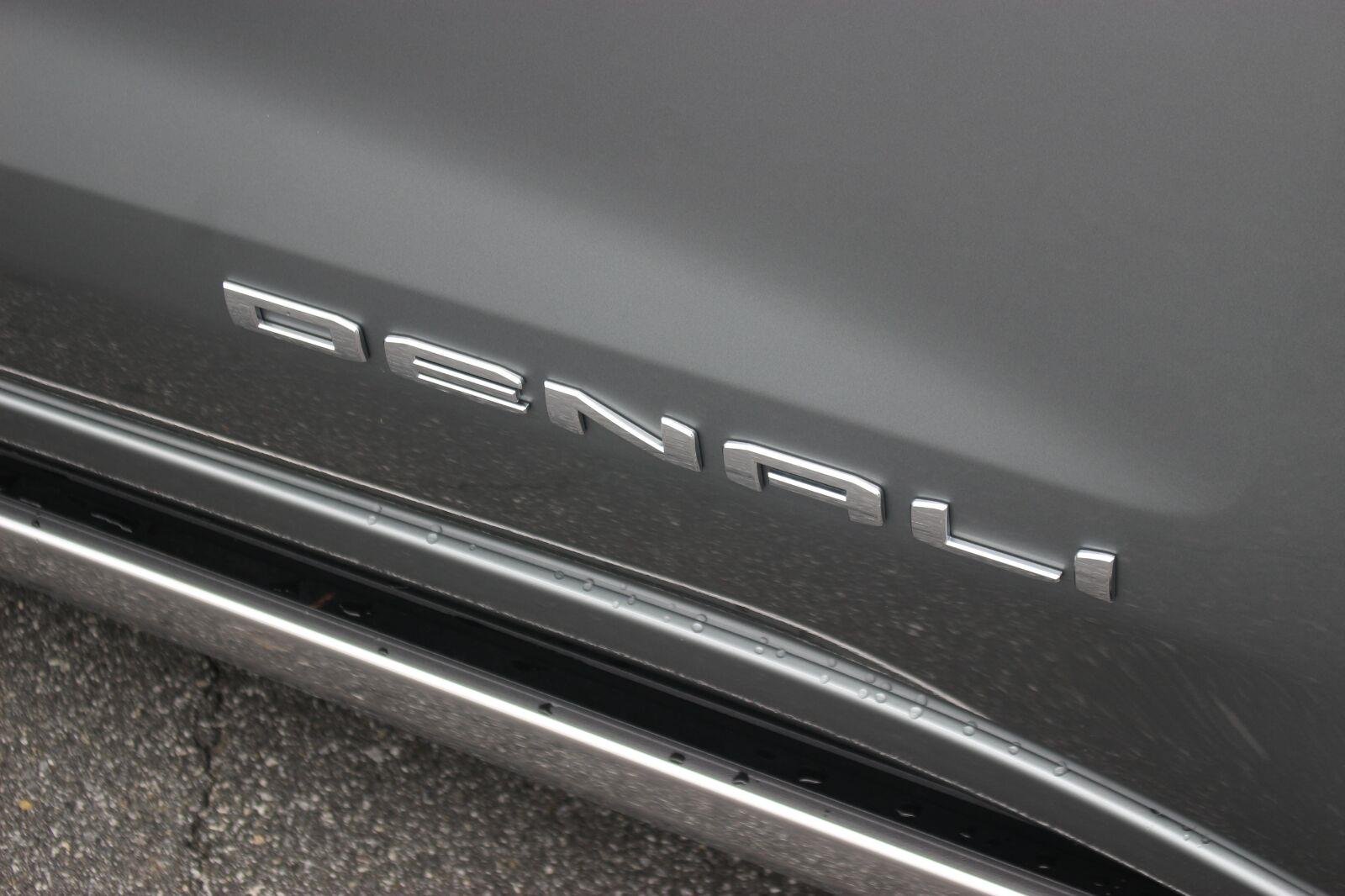 Used 2026 Sterling Metallic GMC Denali image 11