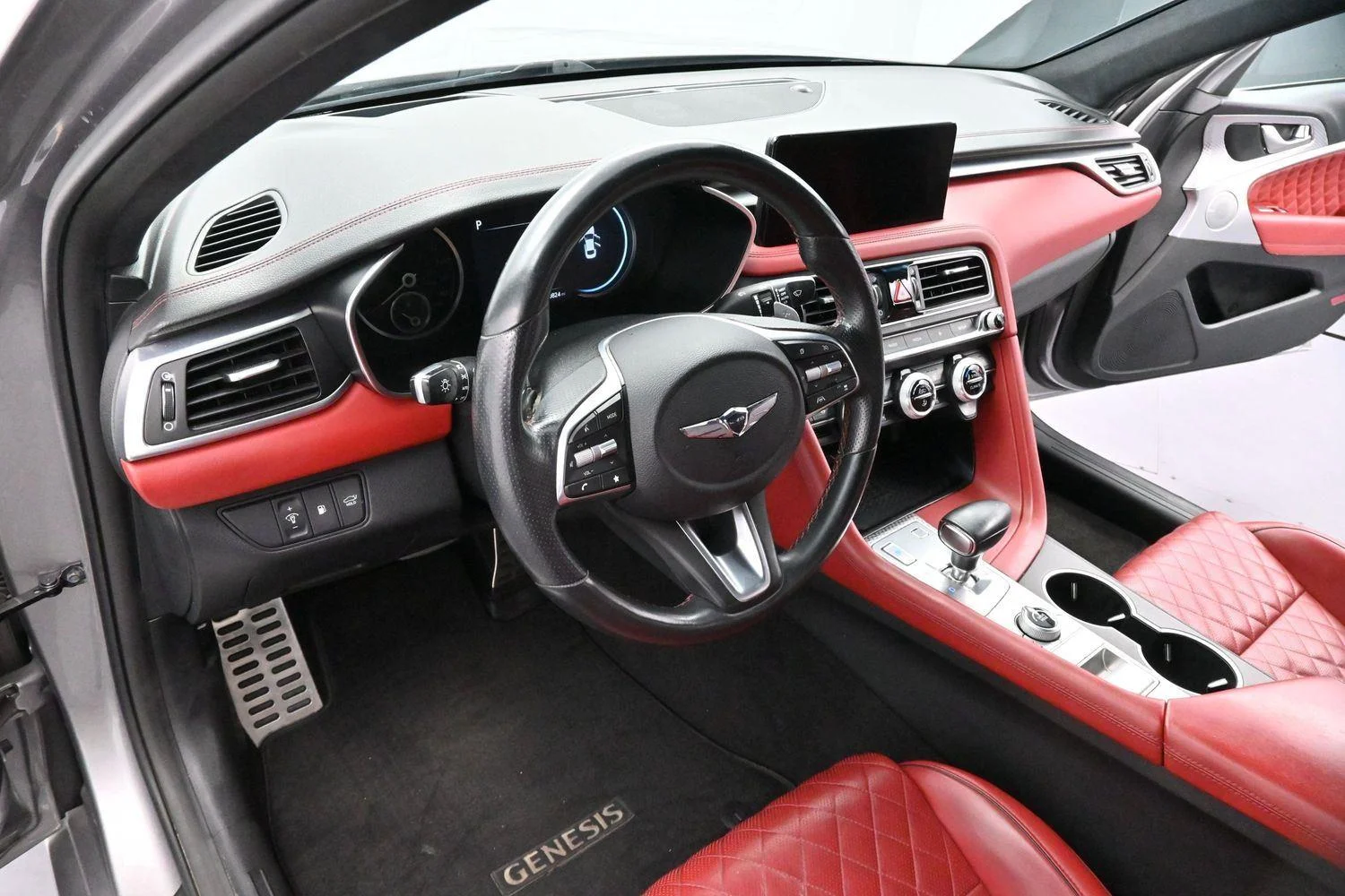Used 2023 Savile Silver Genesis 3.3T image 13
