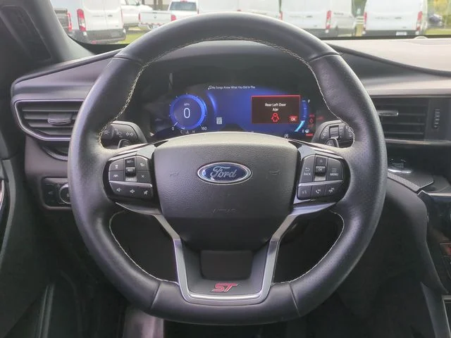 Used 2023 White Ford ST image 30