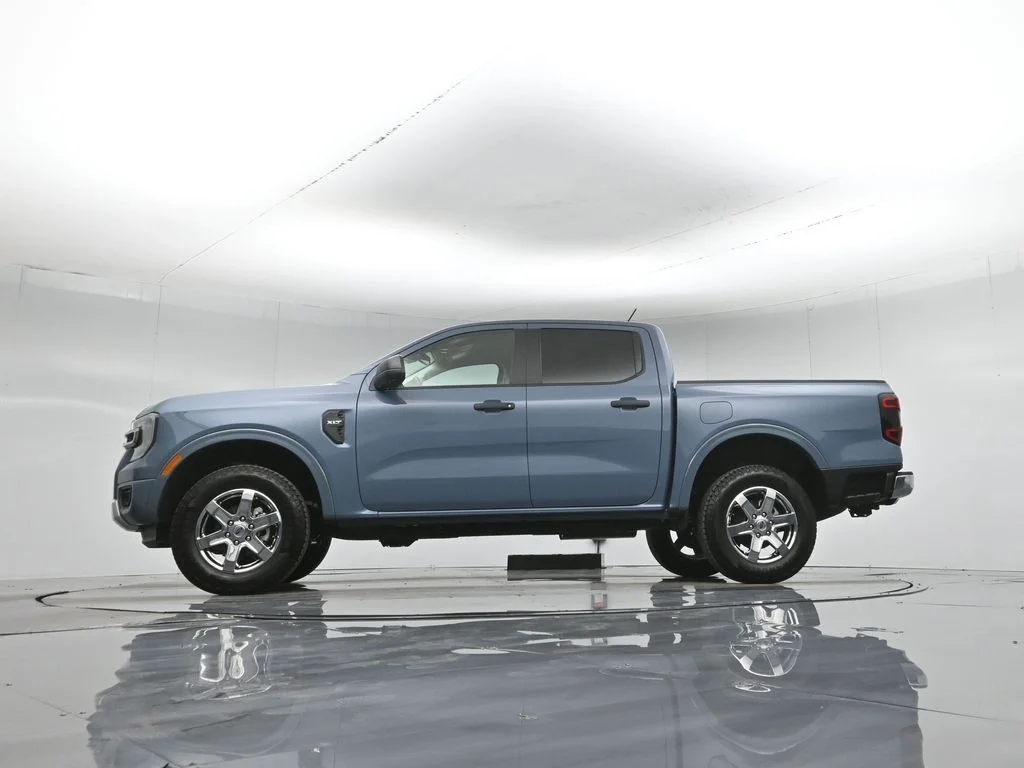 Certified Used 2025 Gray Ford XLT image 53