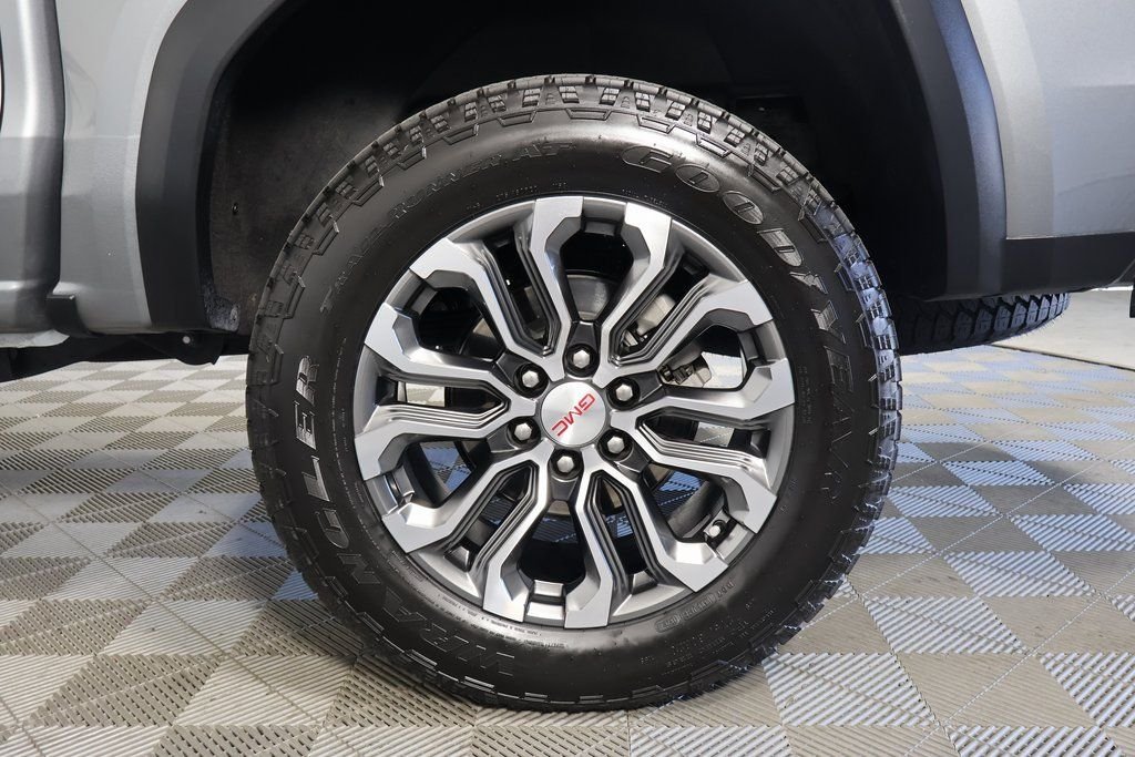 Used 2023 Silver GMC Denali image 16