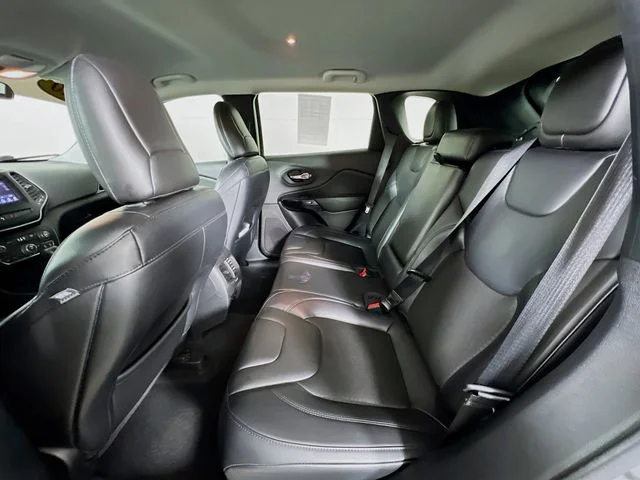 2020 Jeep Cherokee Latitude Plus - Photo 22