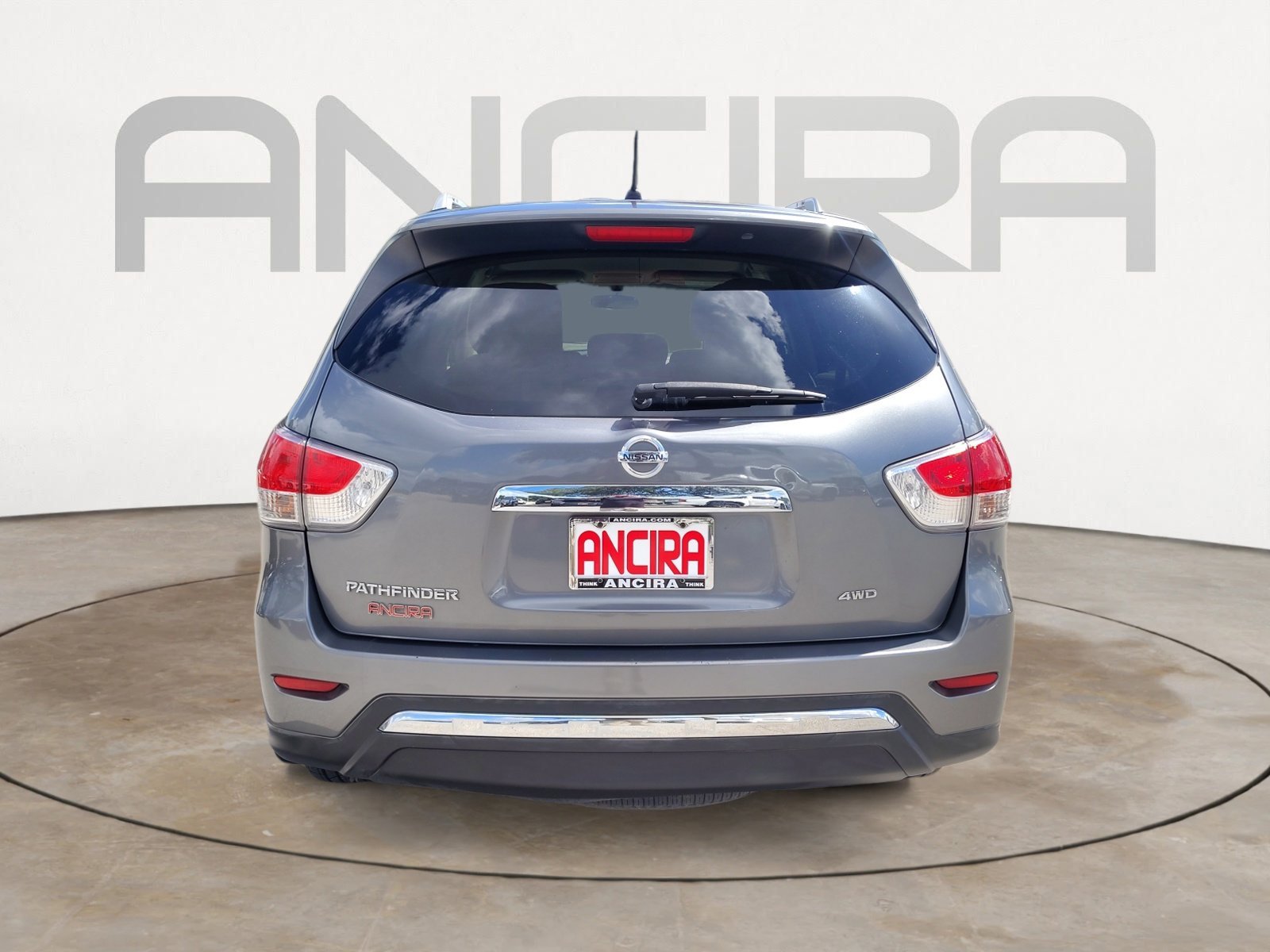 Used 2015 Gun Metallic Nissan S image 9
