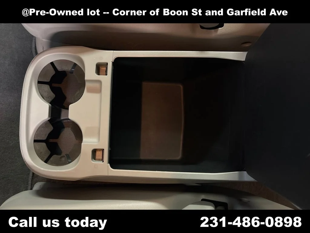 Used 2012  Honda EX-L image 26