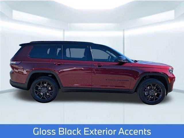 New 2025 Velvet Red Pearl-Coat Exterior Paint Jeep Limited image 8