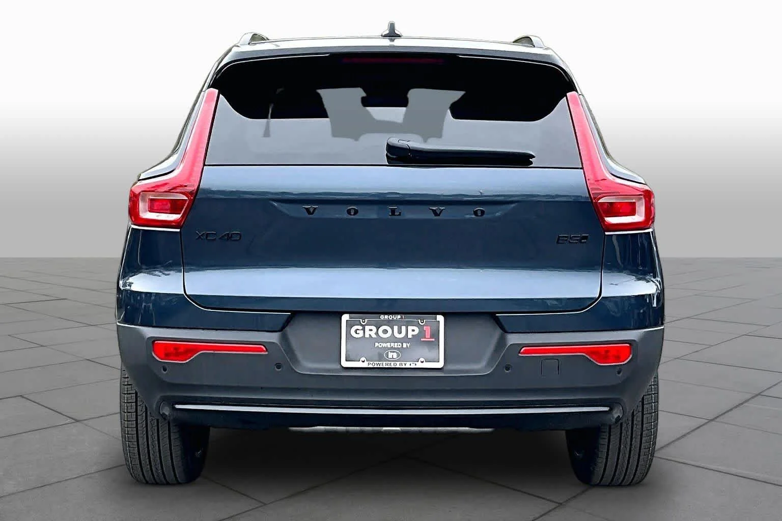 New 2026 DENIM BLUE Volvo Ultra Black Edition image 4
