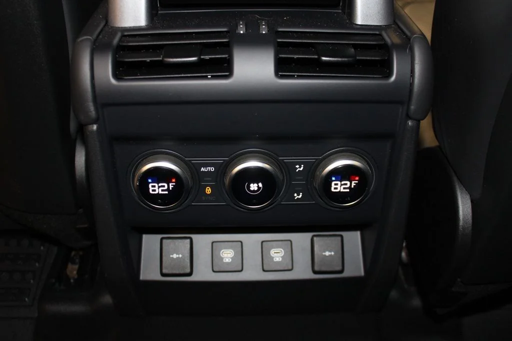 Used 2022 Silver Land Rover XS Edition image 42