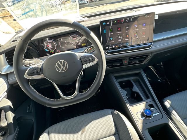 New 2026 Silver Volkswagen 2.0T SE image 29