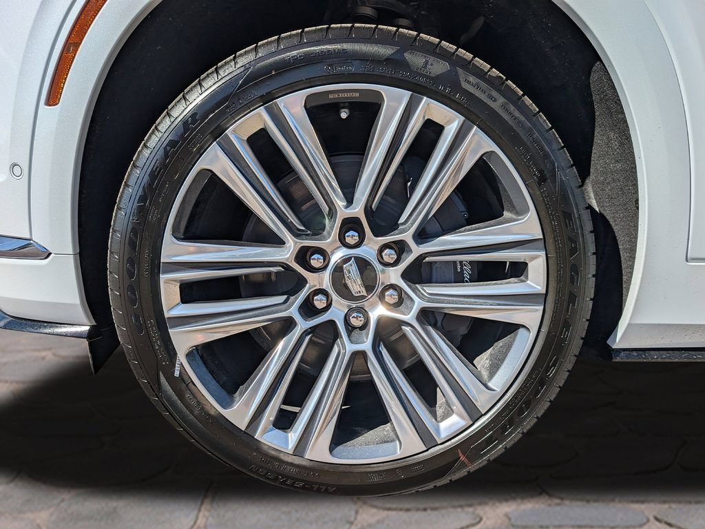 2027 Cadillac VISTIQ Platinum - Photo 9